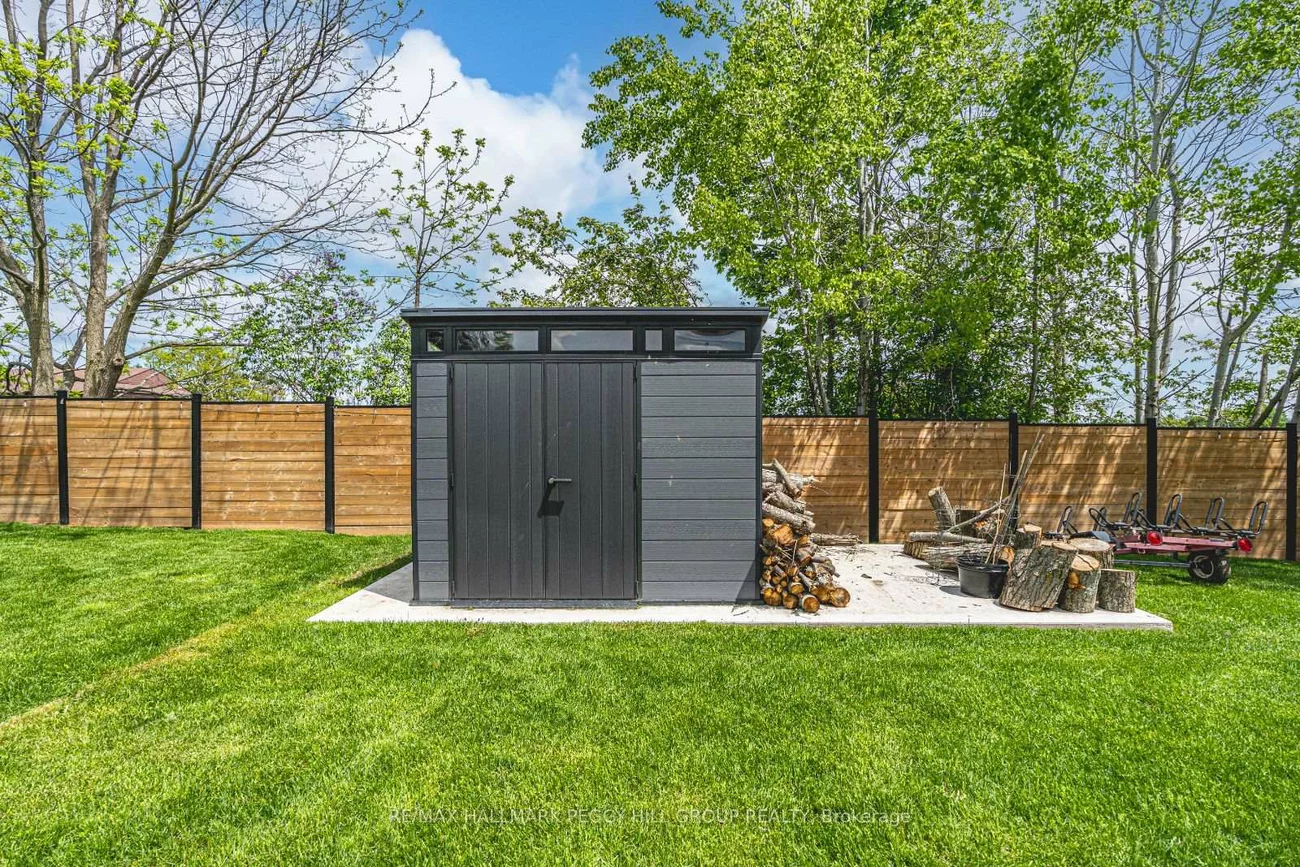 2076, Chantler, Stroud, Innisfil