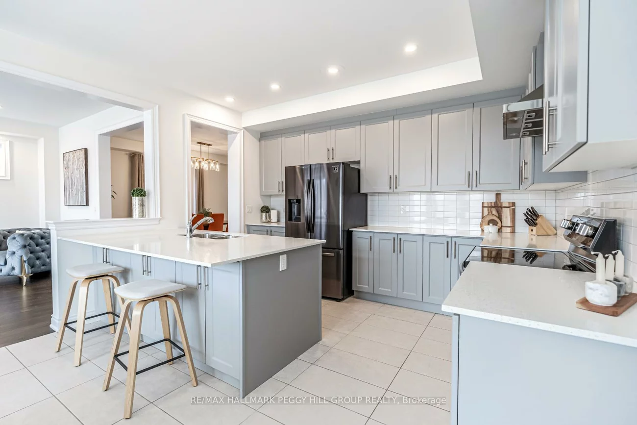 1408, Blackmore, Alcona, Innisfil