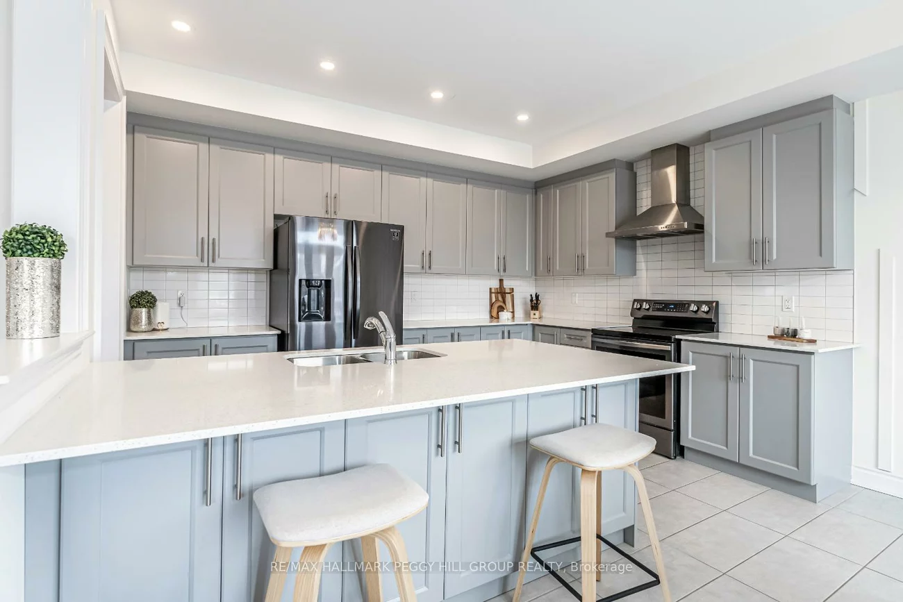 1408, Blackmore, Alcona, Innisfil