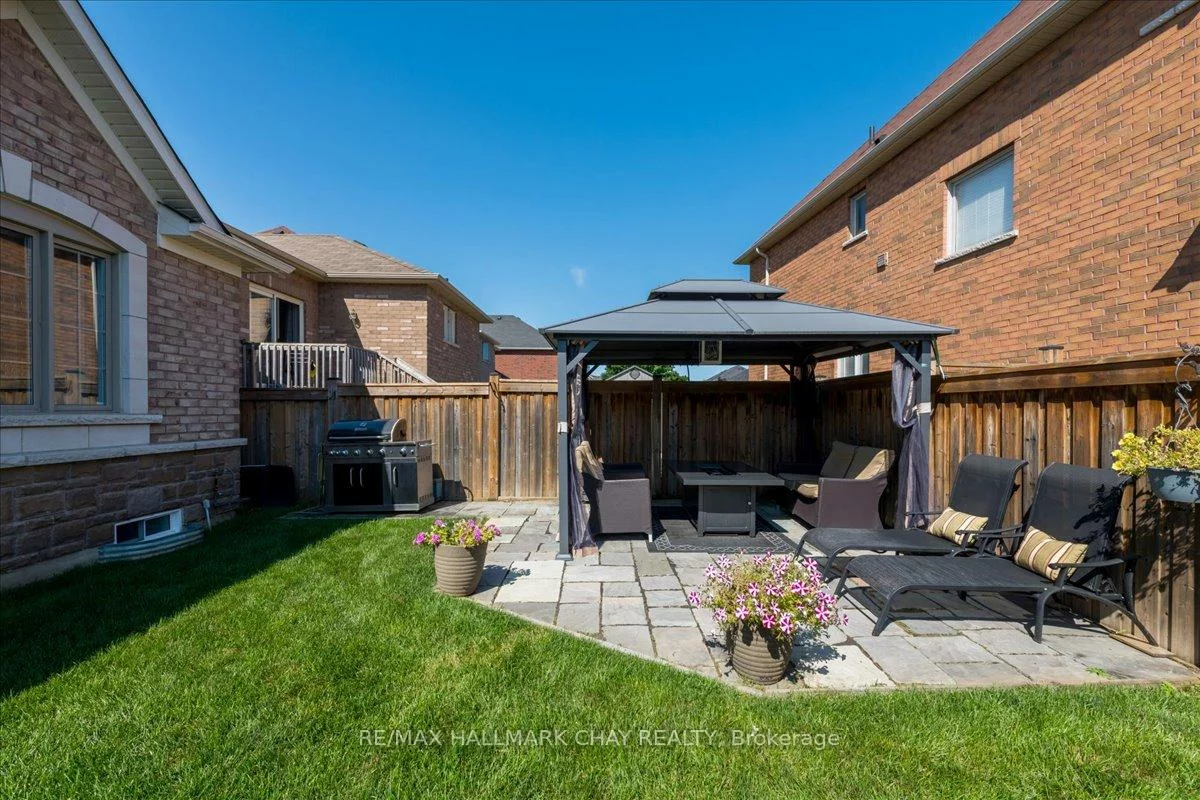 1300, Hunter, Alcona, Innisfil