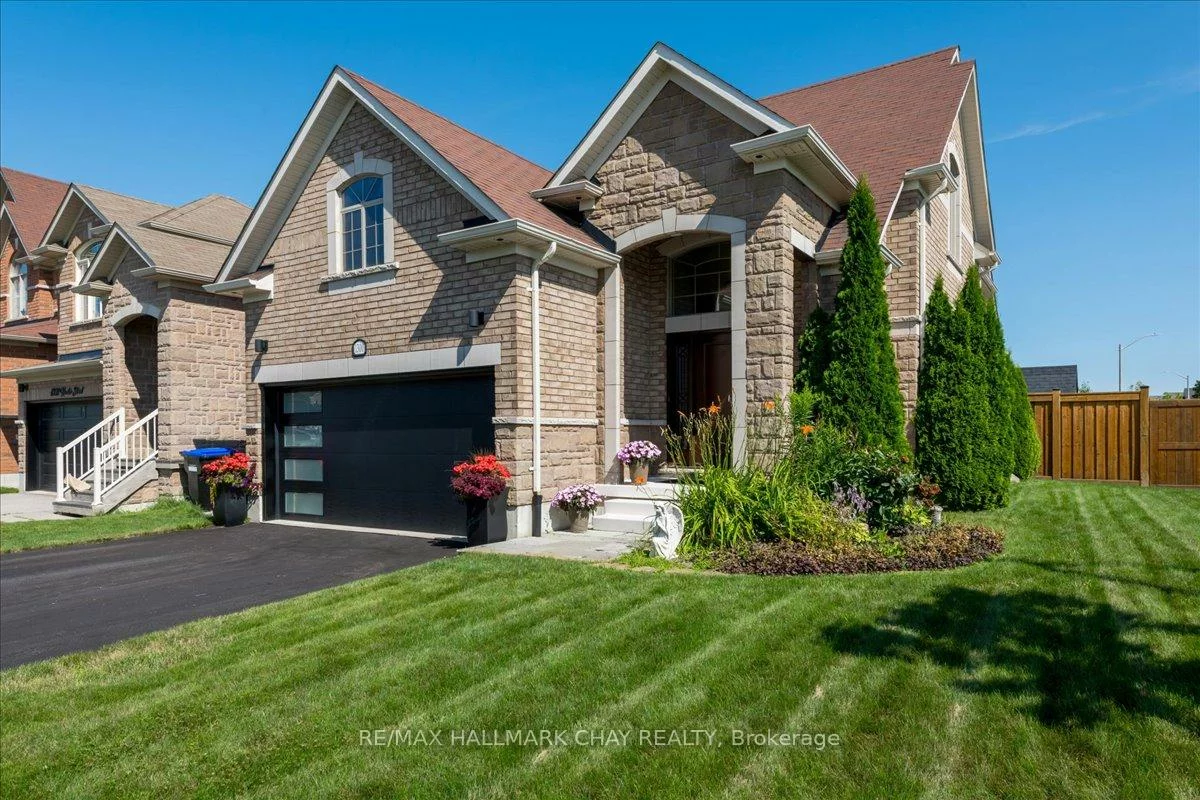 1300, Hunter, Alcona, Innisfil