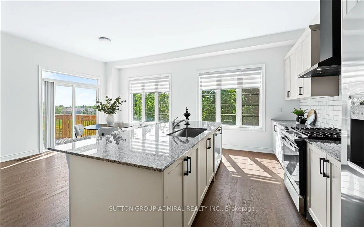 1369, Blackmore, Alcona, Innisfil