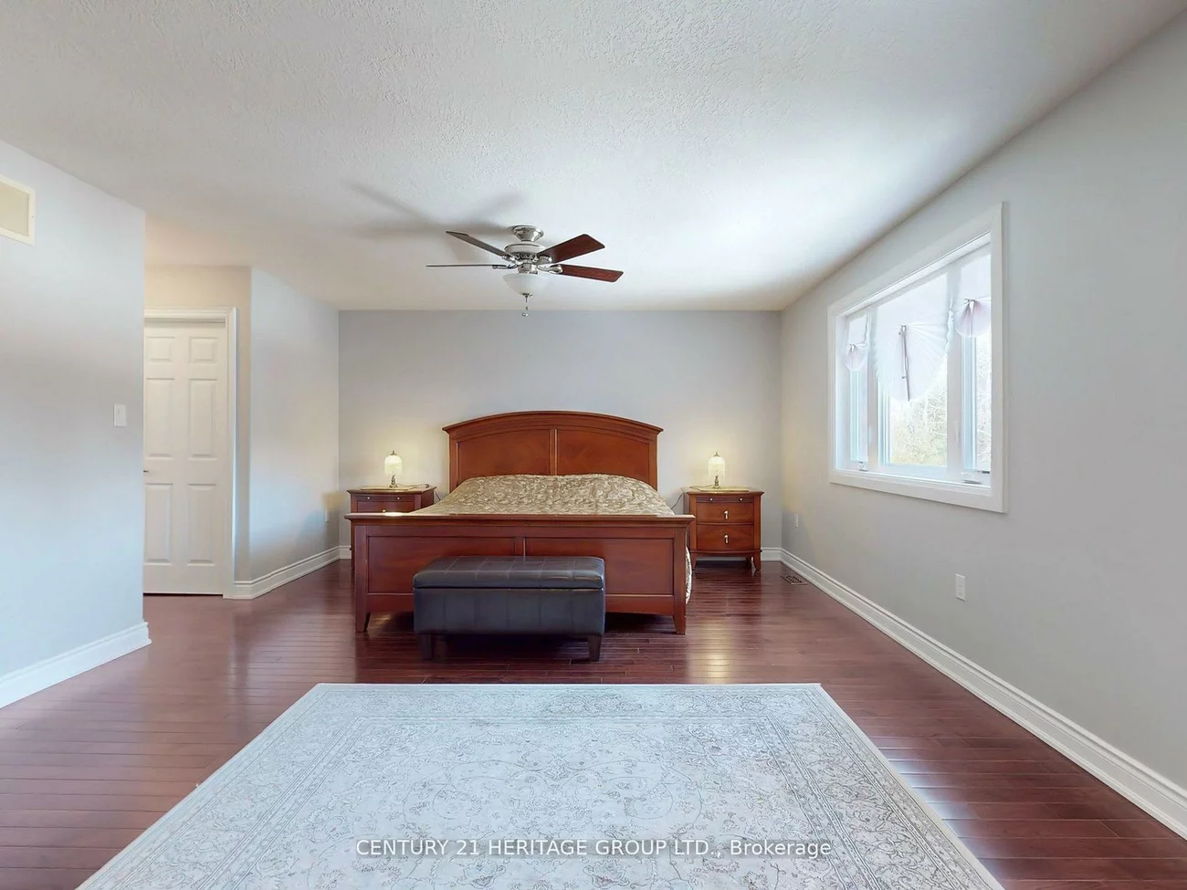 896, Booth, Alcona, Innisfil