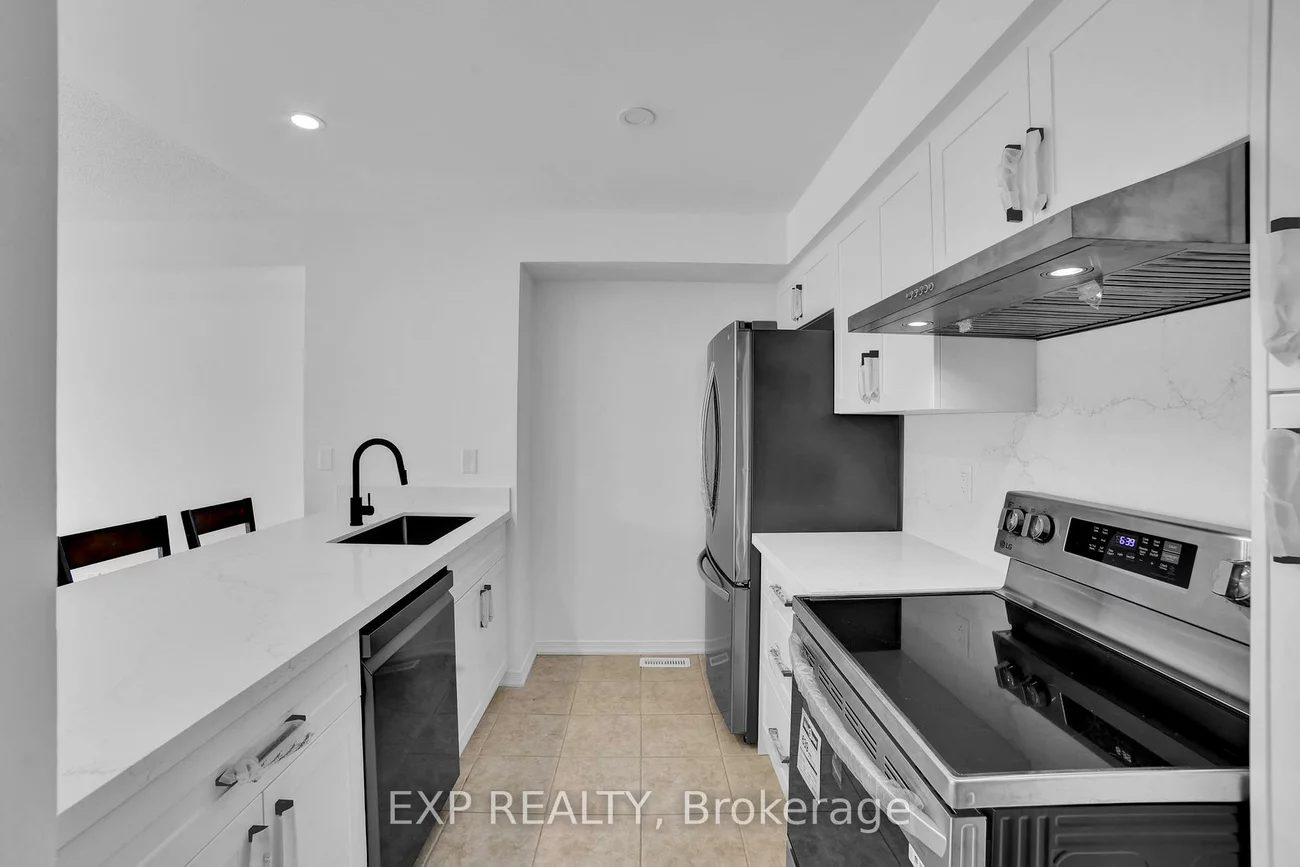1436, Benson, Alcona, Innisfil