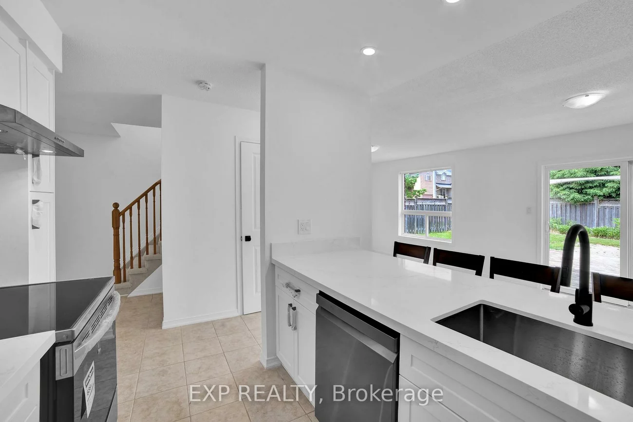 1436, Benson, Alcona, Innisfil