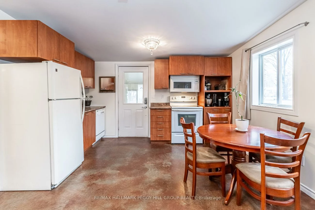 2073, Kate, Alcona, Innisfil