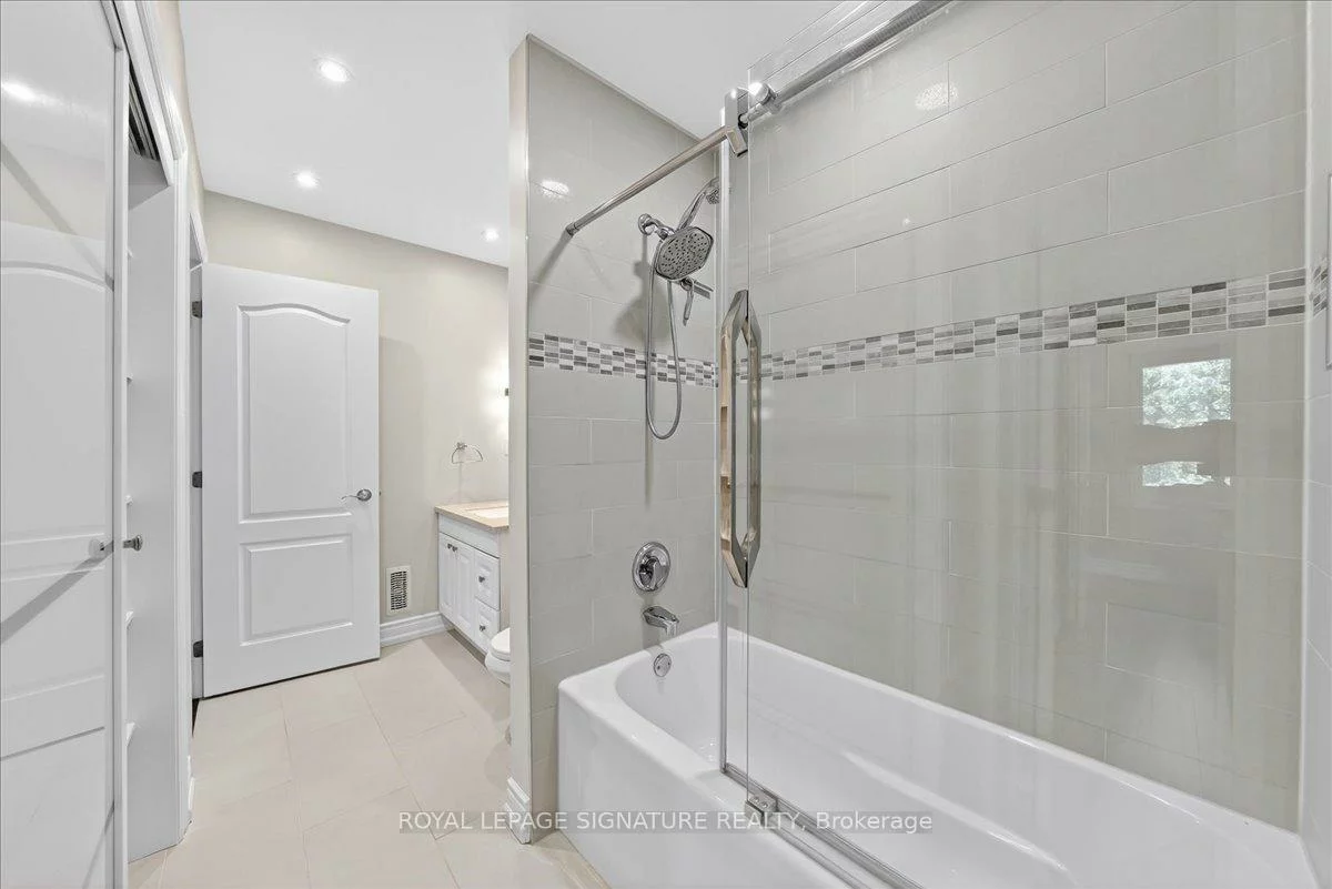 1245, Huron, Alcona, Innisfil