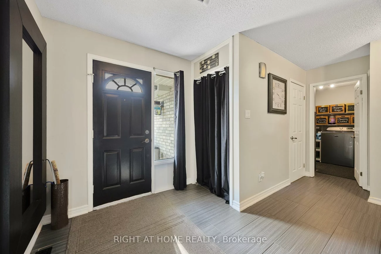 1057, Vance, Alcona, Innisfil