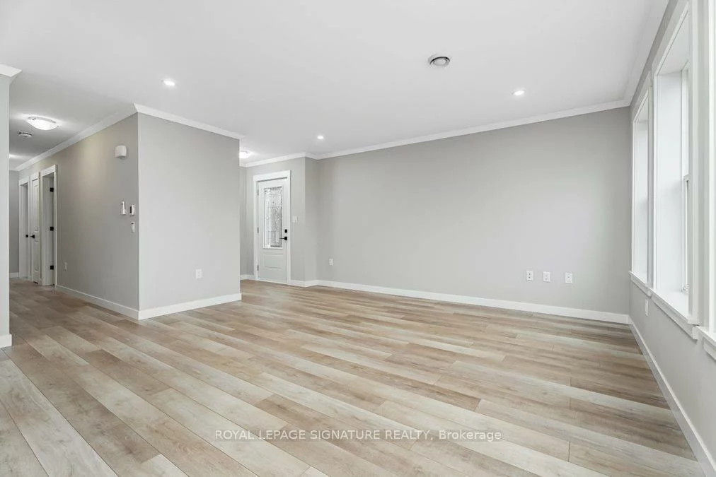 18, Briar Wood, Cookstown, Innisfil