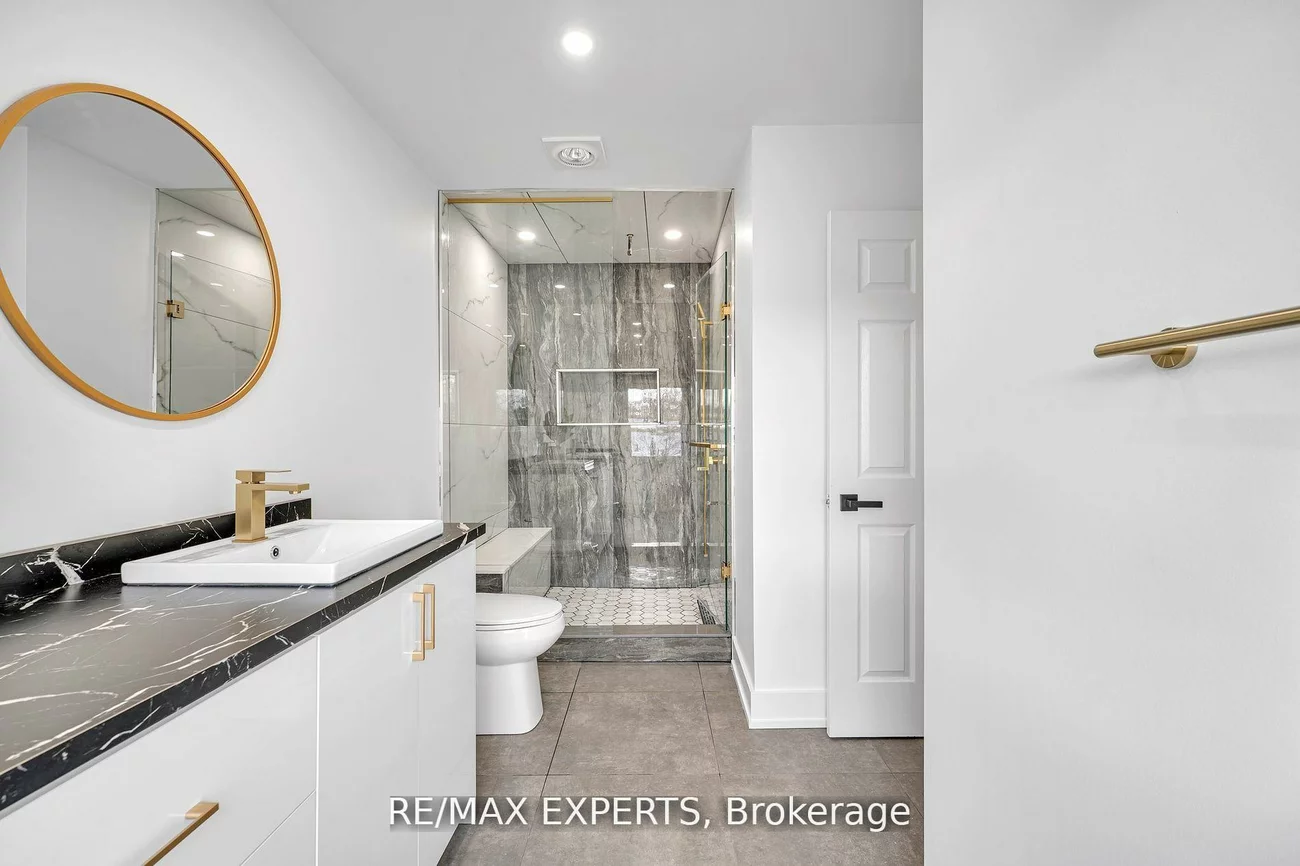 1004, Robinson, Lefroy, Innisfil