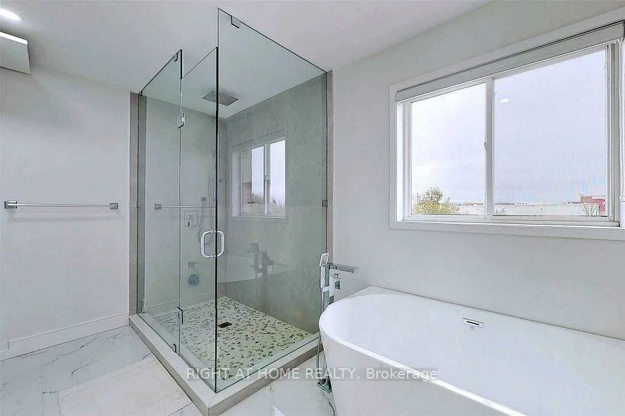 1269, Gina, Alcona, Innisfil