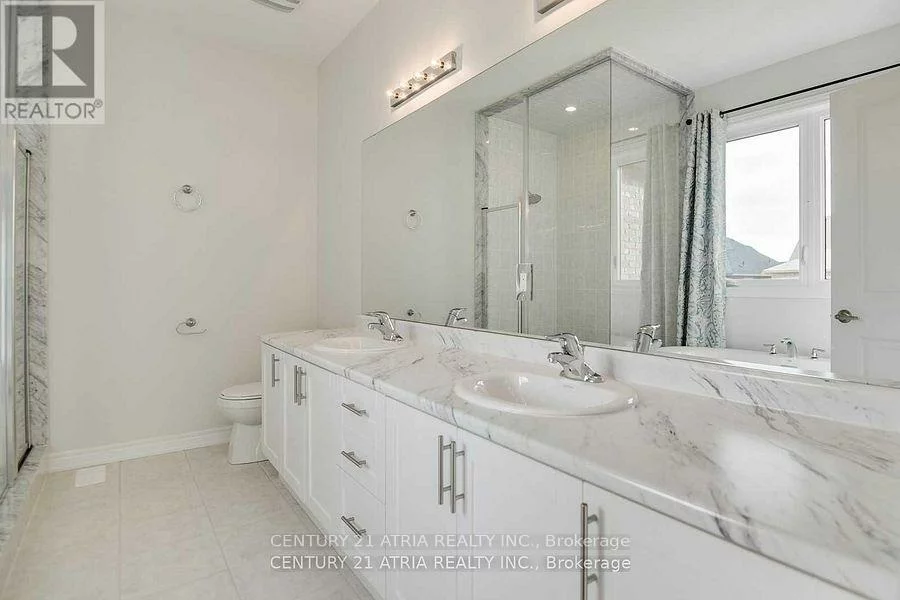 1547, McRoberts, Alcona, Innisfil