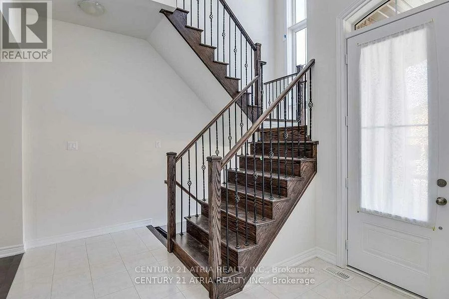 1547, McRoberts, Alcona, Innisfil