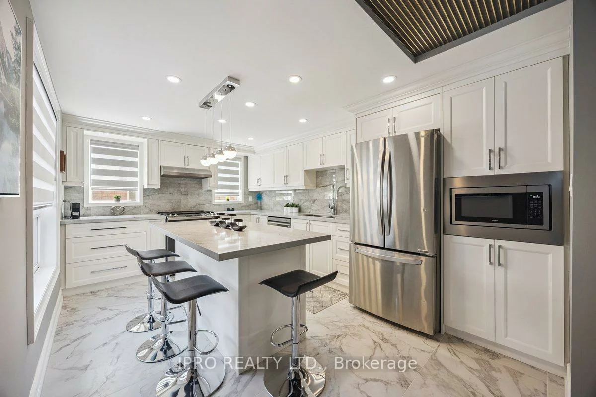 1286, Forest, Alcona, Innisfil