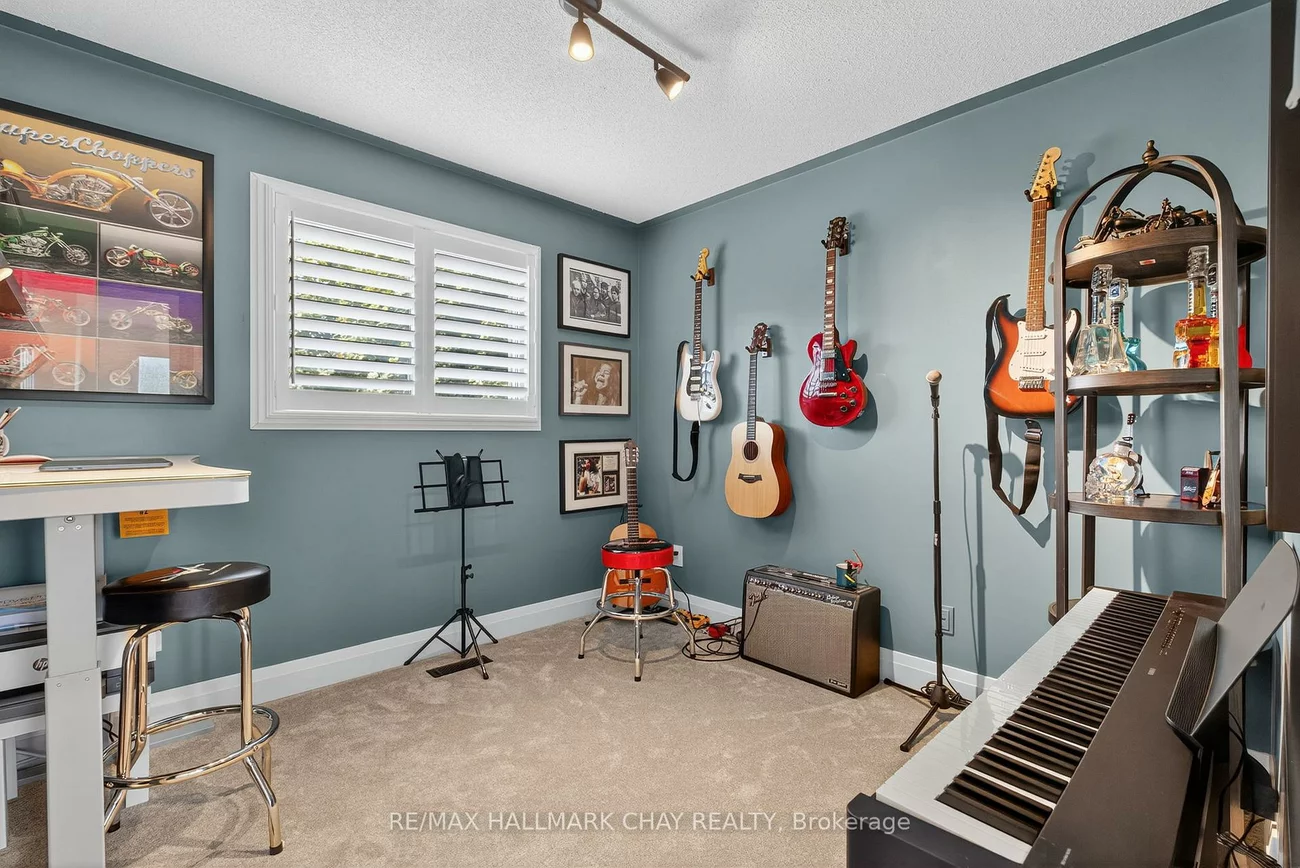 2731, Shering, Stroud, Innisfil