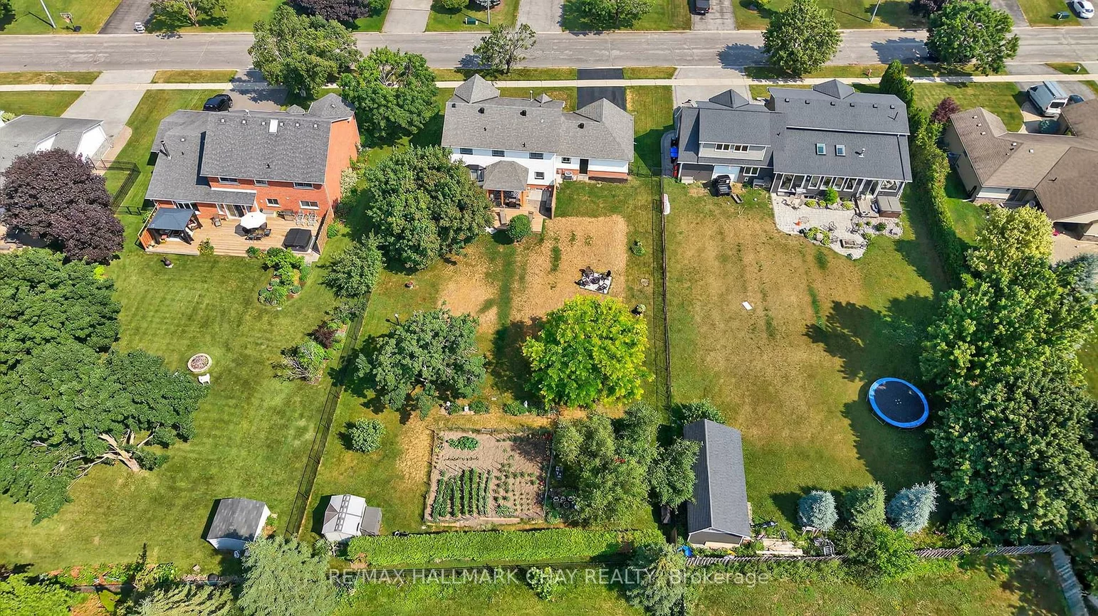2731, Shering, Stroud, Innisfil