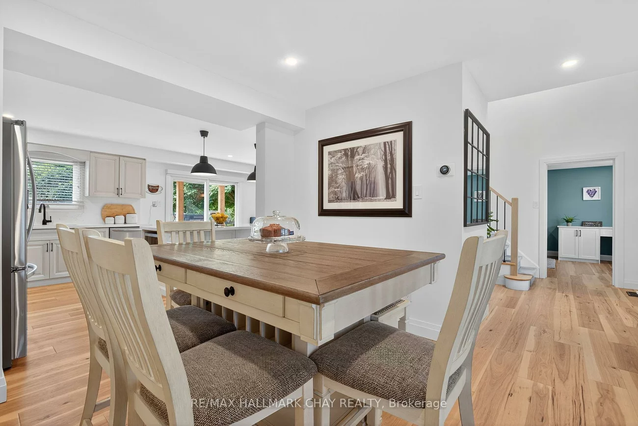 2731, Shering, Stroud, Innisfil