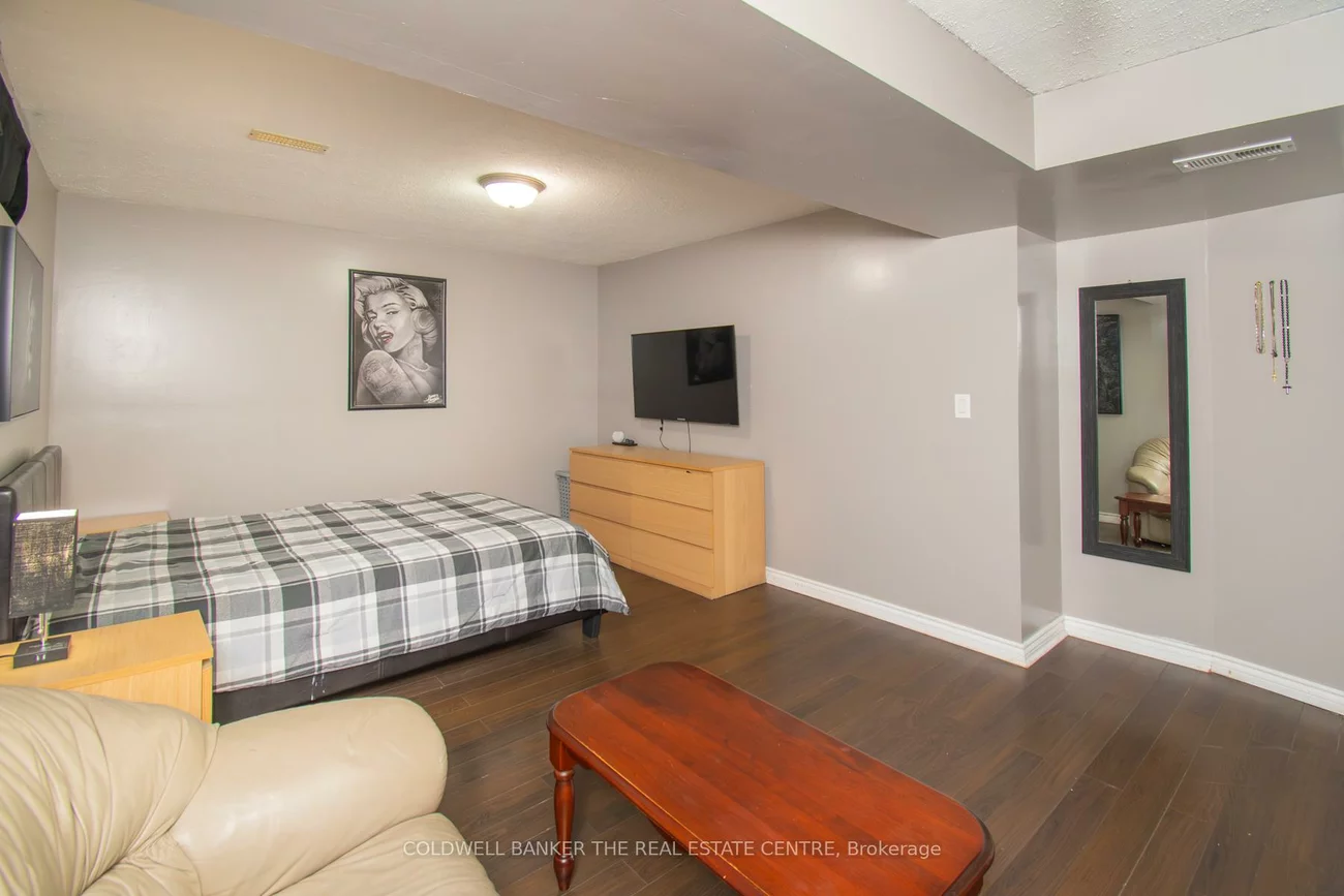 1128, Kell, Alcona, Innisfil