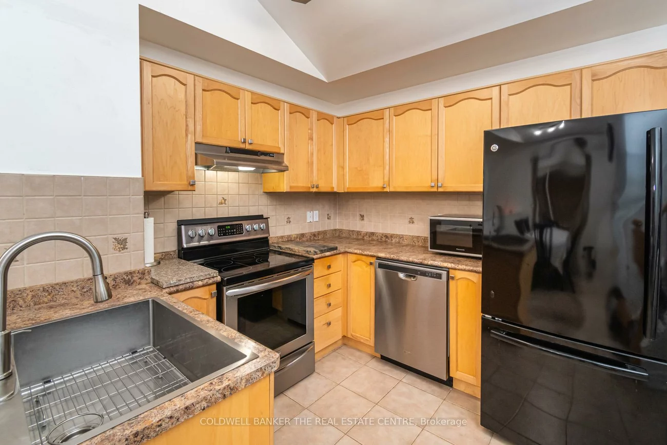 1128, Kell, Alcona, Innisfil