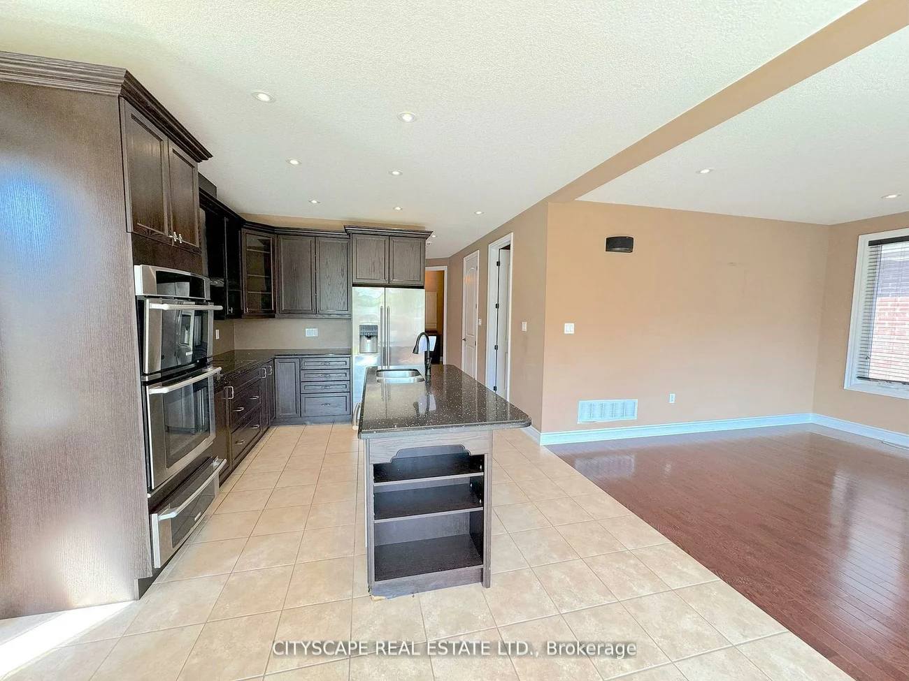 1749, Angus, Alcona, Innisfil
