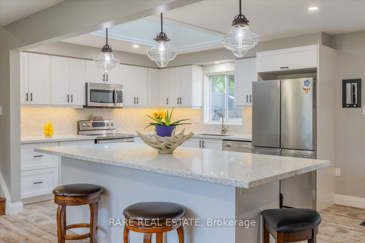 1678, South Porcupine, Alcona, Innisfil