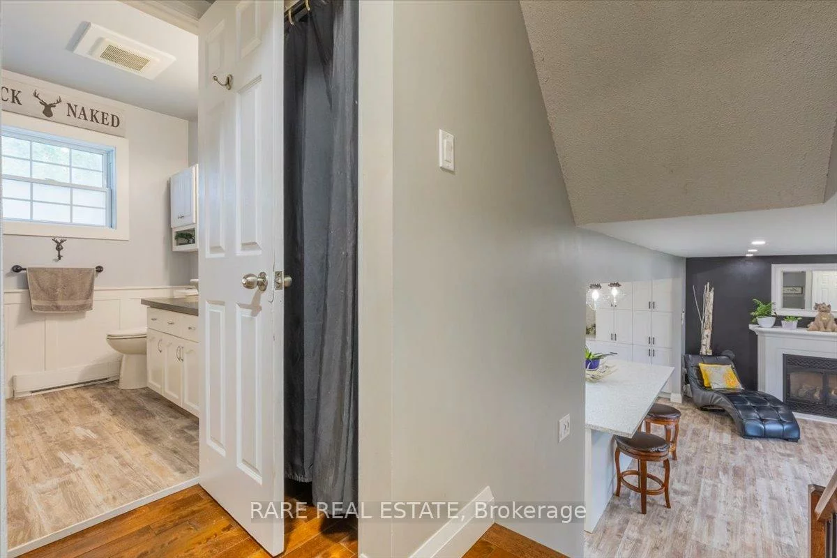 1678, South Porcupine, Alcona, Innisfil