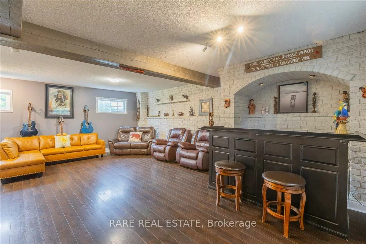 1678, South Porcupine, Alcona, Innisfil