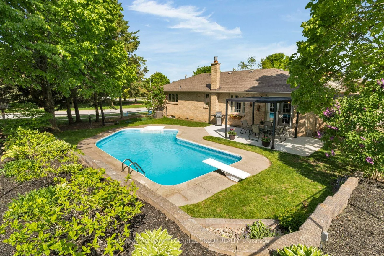 2235, Meadowland, Churchill, Innisfil