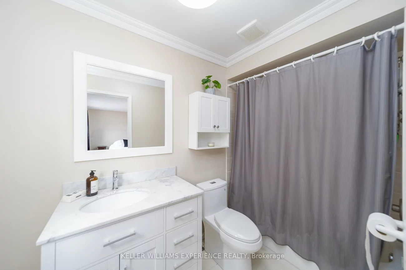 1202, Andrade, Alcona, Innisfil