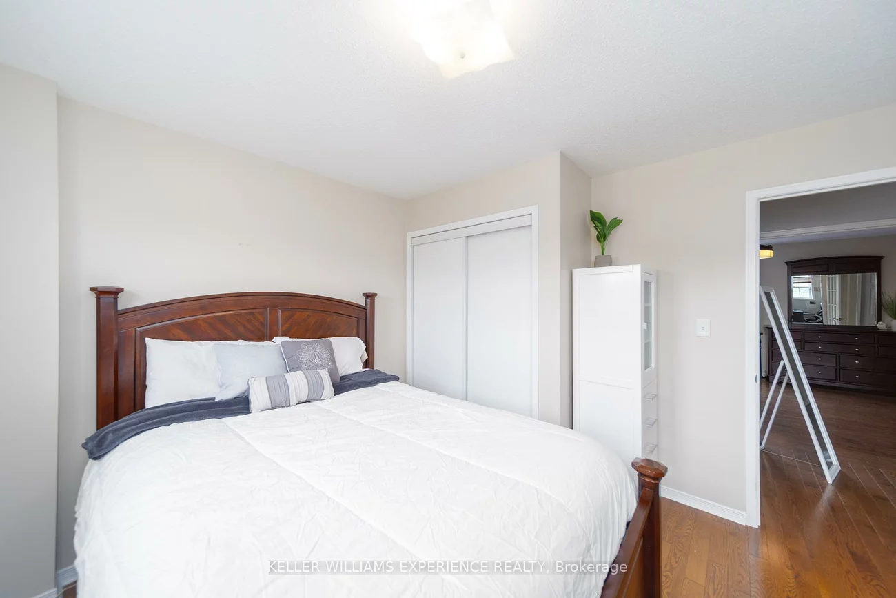 1202, Andrade, Alcona, Innisfil