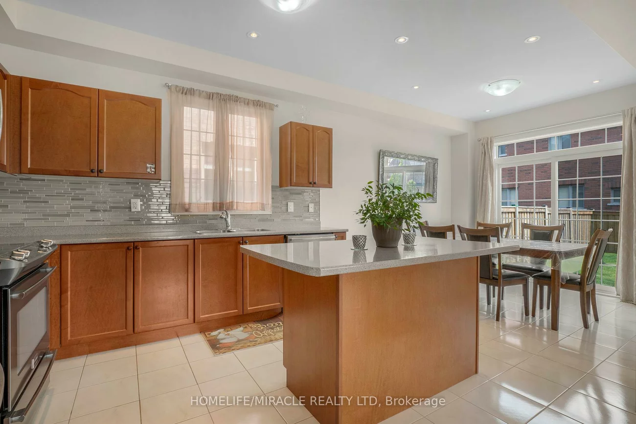 2215, Dawson, Alcona, Innisfil