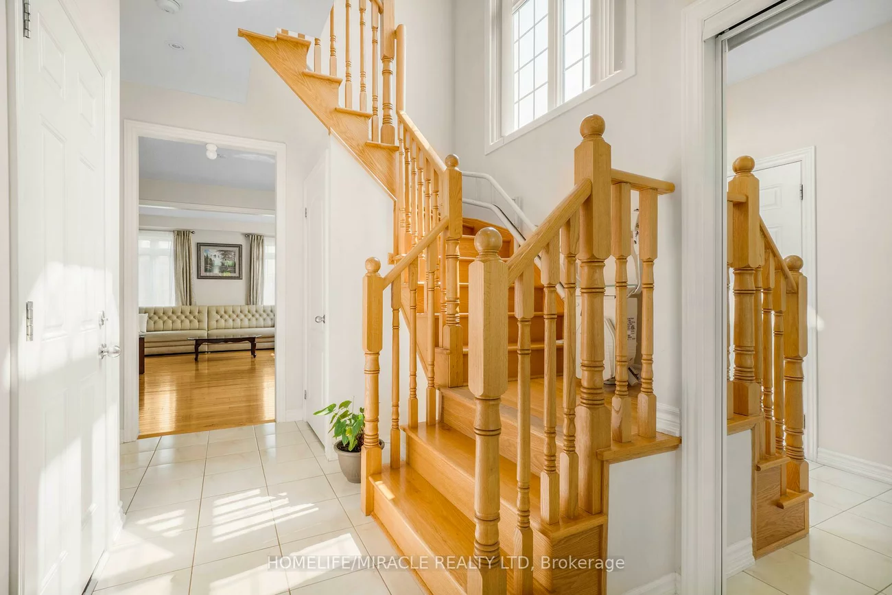 2215, Dawson, Alcona, Innisfil