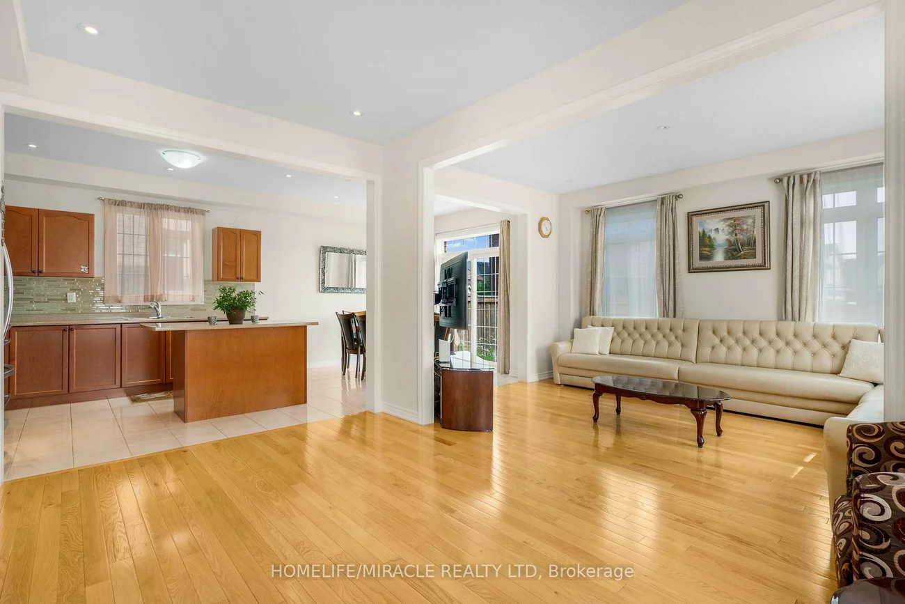 2215, Dawson, Alcona, Innisfil