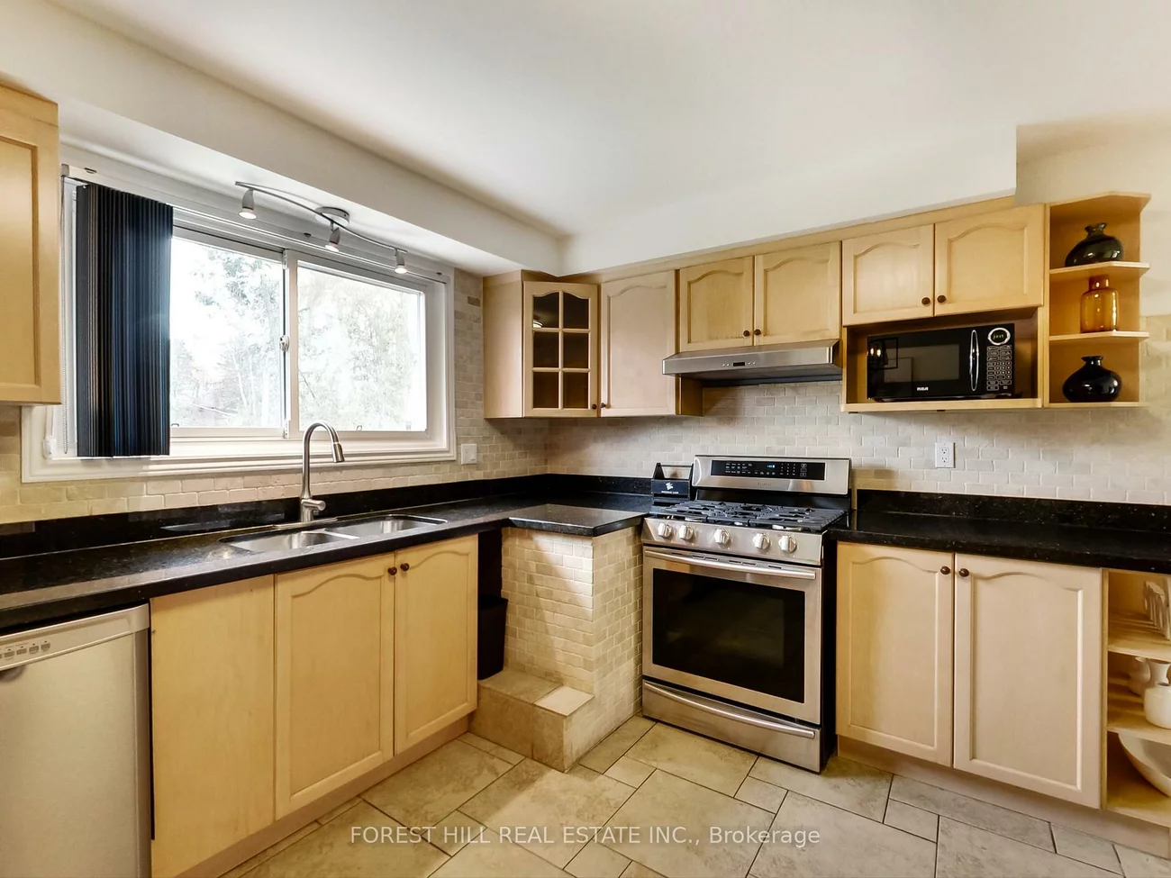 1153, Vernor, Gilford, Innisfil