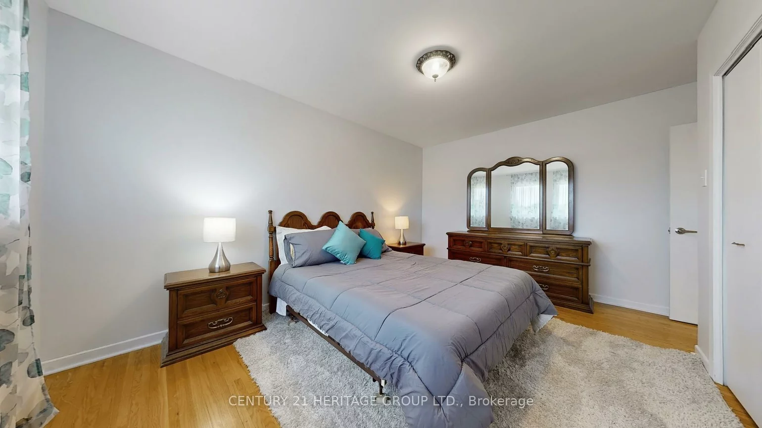 224, Glenn, Stroud, Innisfil
