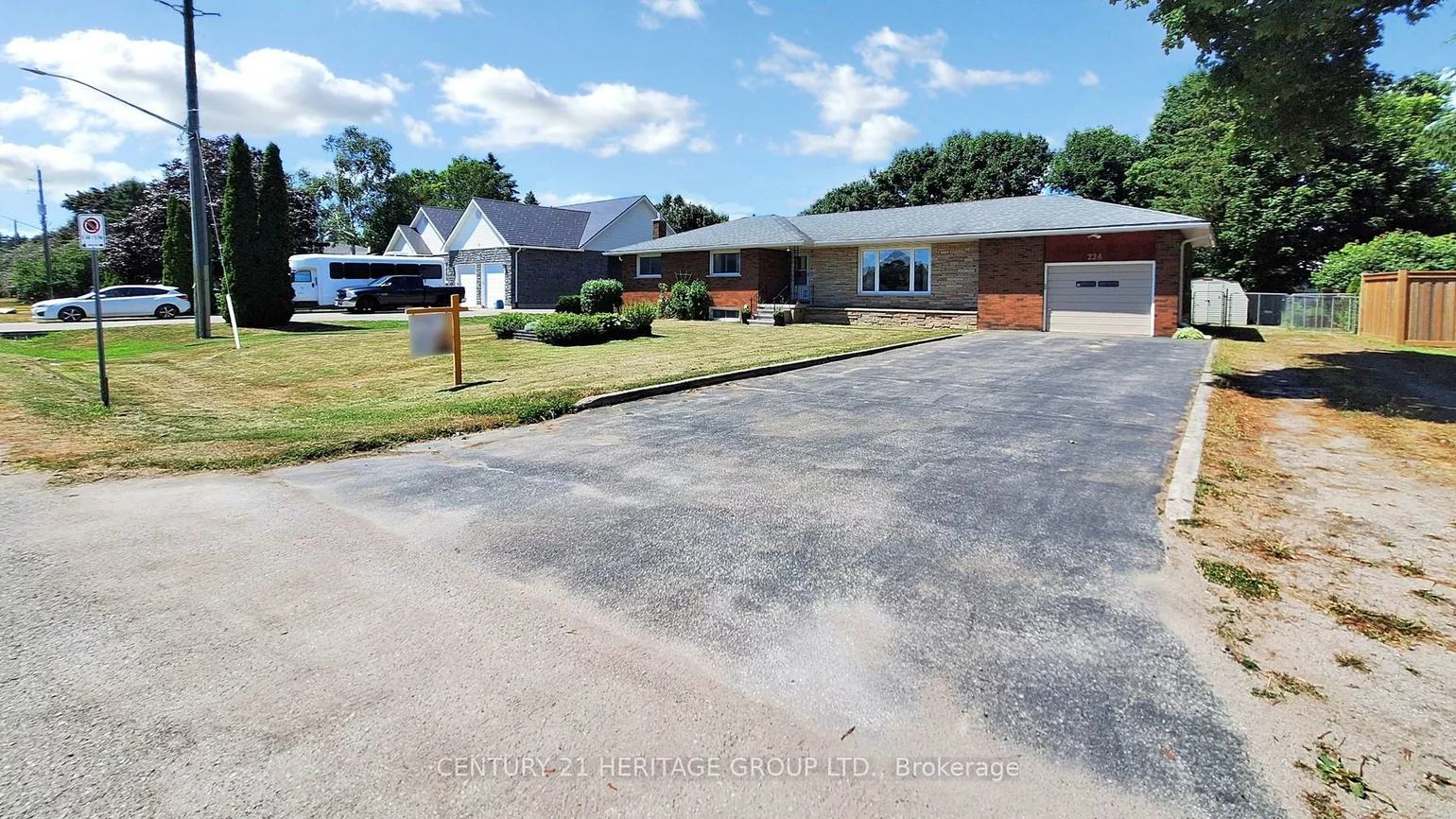224, Glenn, Stroud, Innisfil