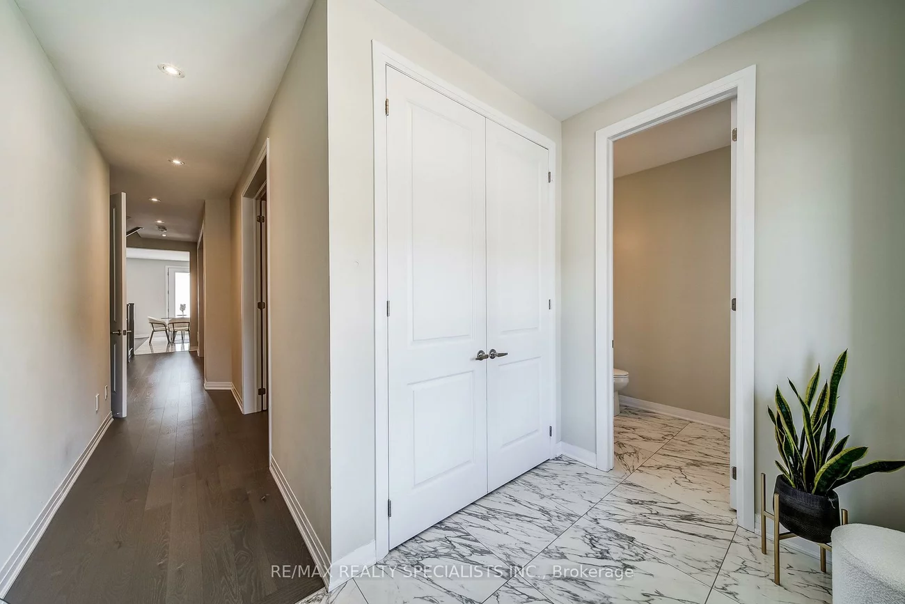 1698, Corsal, Alcona, Innisfil