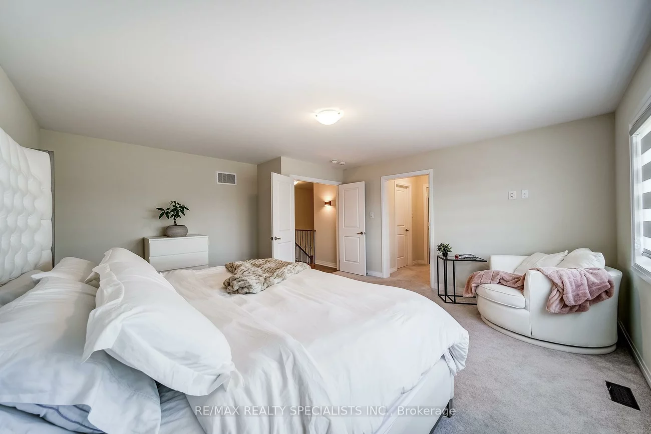 1698, Corsal, Alcona, Innisfil