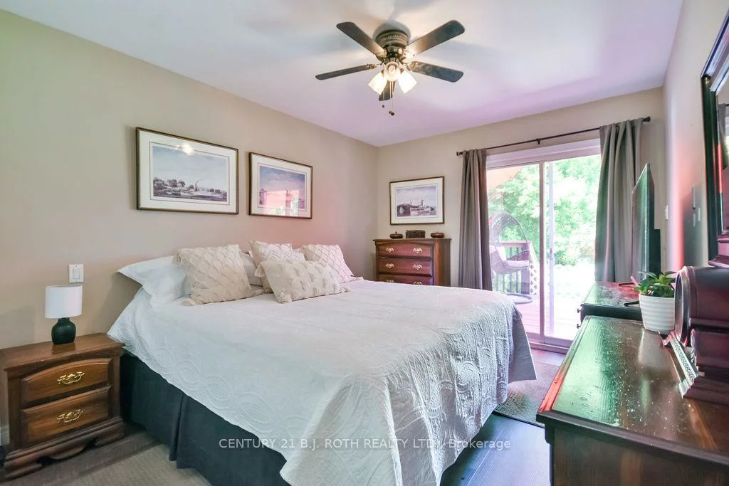 924, Vicrol, Alcona, Innisfil