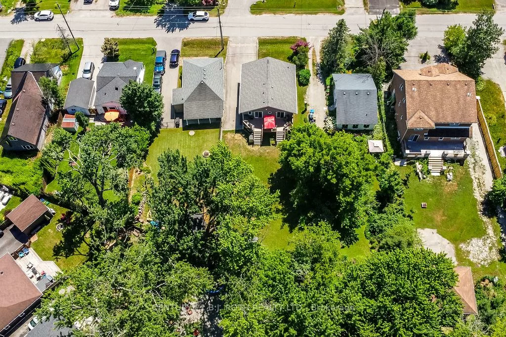 924, Vicrol, Alcona, Innisfil