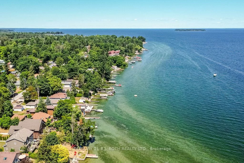 924, Vicrol, Alcona, Innisfil