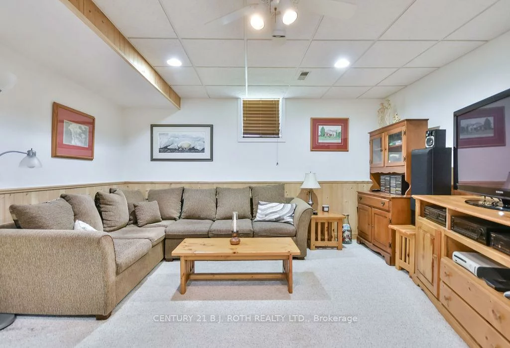 924, Vicrol, Alcona, Innisfil