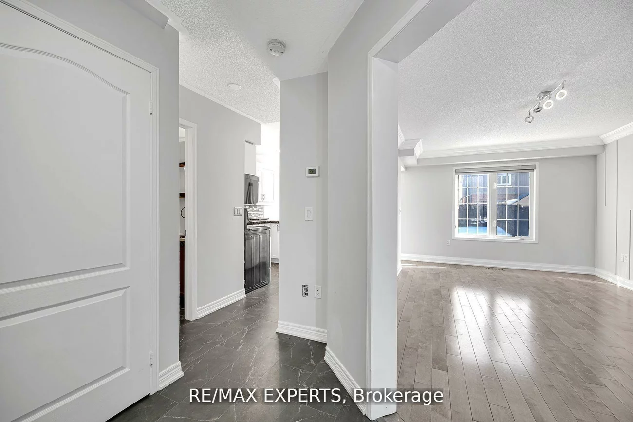 1111, Kell, Alcona, Innisfil