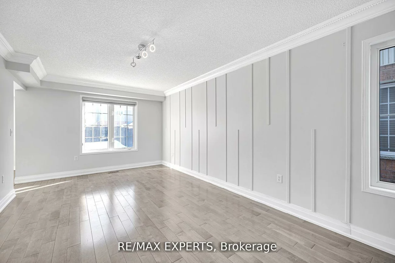 1111, Kell, Alcona, Innisfil