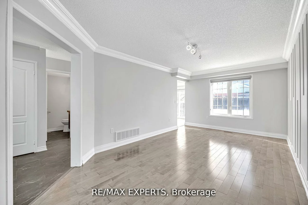 1111, Kell, Alcona, Innisfil