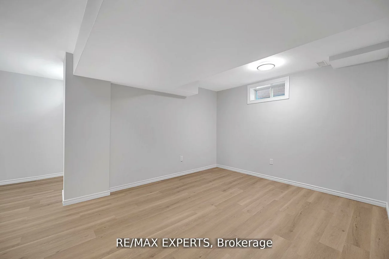 1111, Kell, Alcona, Innisfil