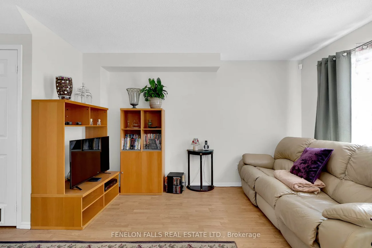 1247, Huron, Alcona, Innisfil