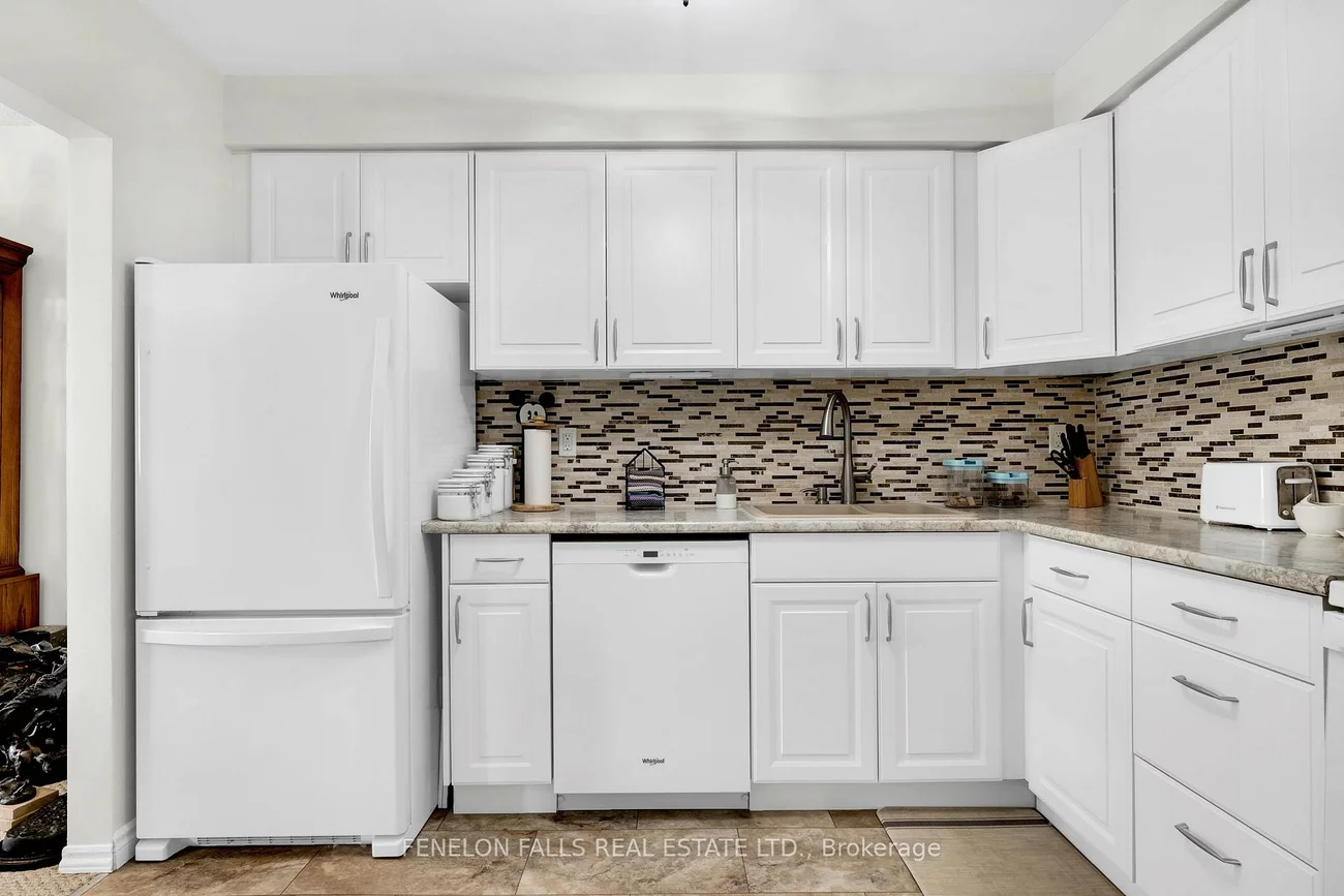 1247, Huron, Alcona, Innisfil