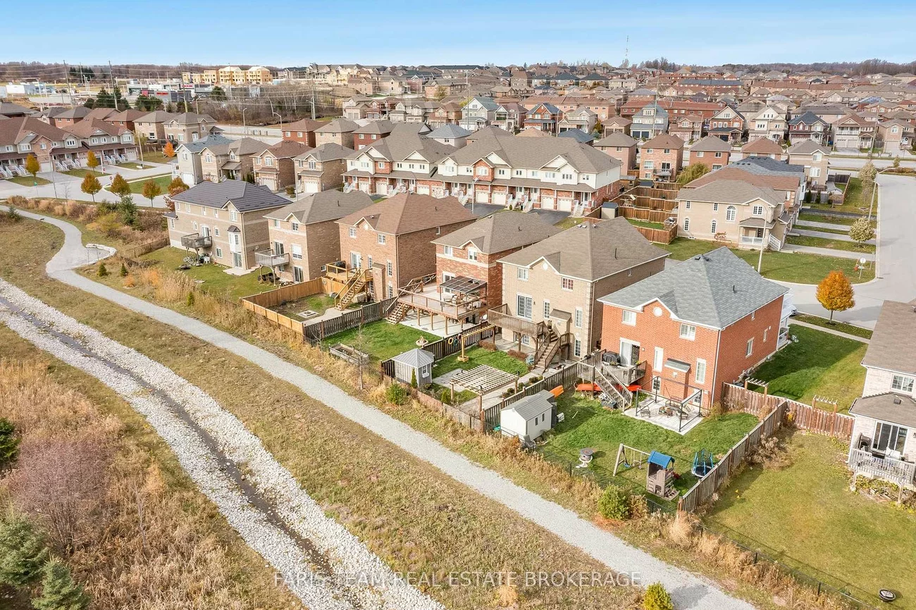 1373, Hunter, Alcona, Innisfil