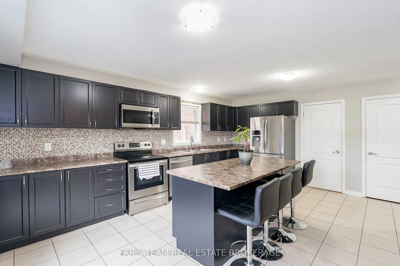 1373, Hunter, Alcona, Innisfil